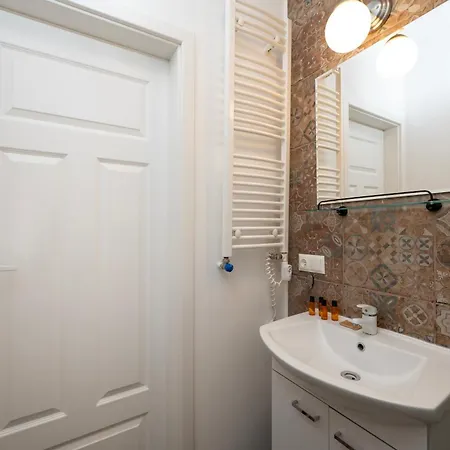 Polesie Charming By Bookinghost Łódź