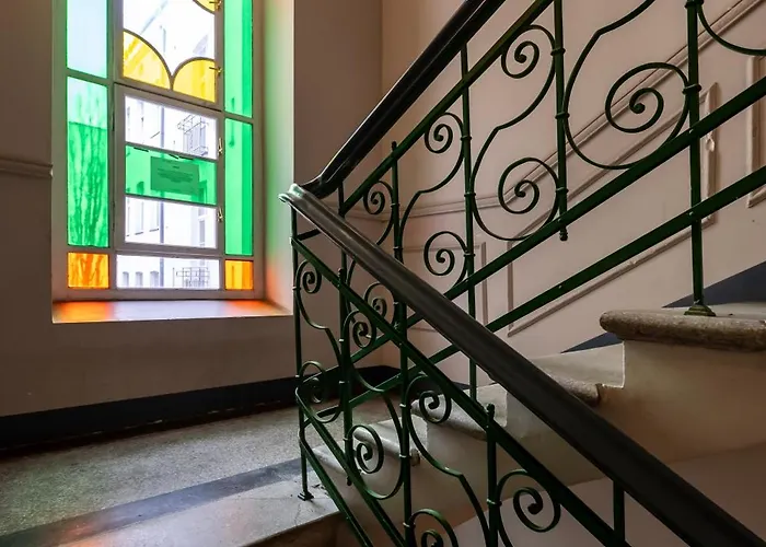 Polesie Charming By Bookinghost 罗兹