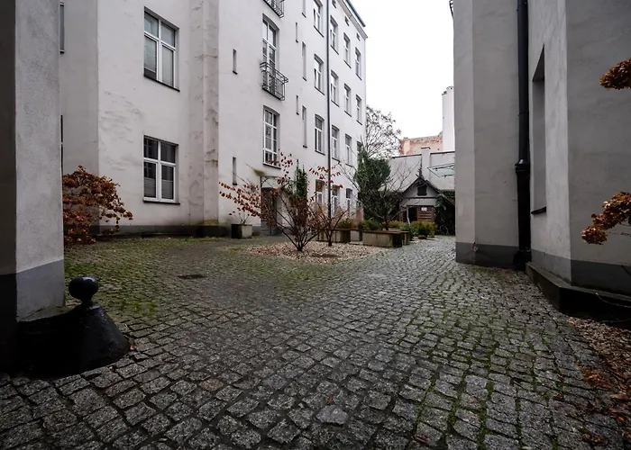 Polesie Charming By Bookinghost *